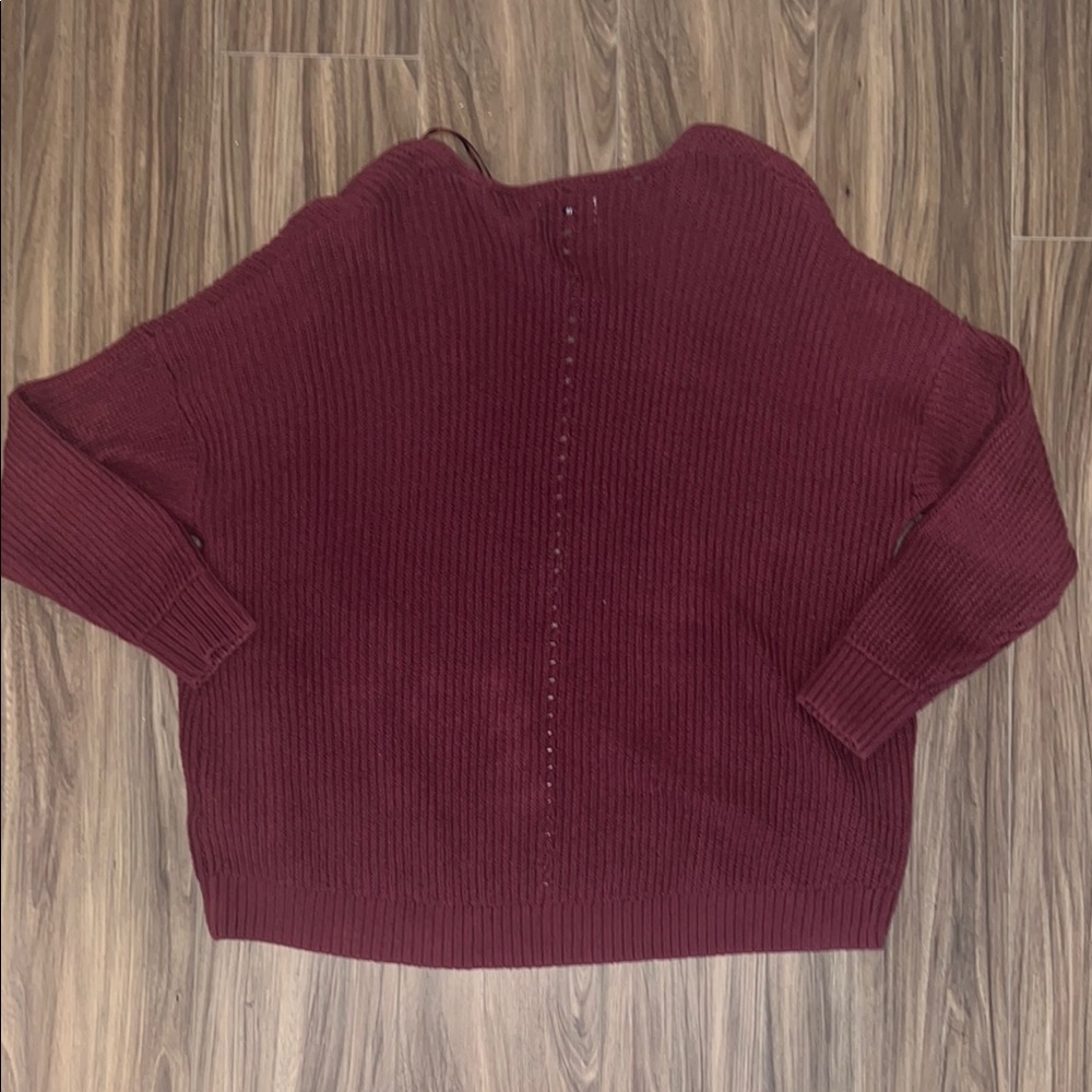 Hollister Women's Burgundy Cardigan with Front Pockets - Picture 5 of 11